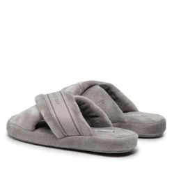Slippers TOMMY HILFIGER - Comfy Home Slippers With Straps FW0FW06587 City Grey PKG 10 Slippers TOMMY HILFIGER - Comfy Home Slippers With Straps FW0FW06587 City Grey PKG -Carinii Sales 03 0000301105909 swa
