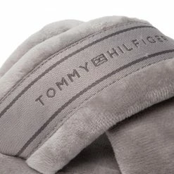 Slippers TOMMY HILFIGER - Comfy Home Slippers With Straps FW0FW06587 City Grey PKG 13 Slippers TOMMY HILFIGER - Comfy Home Slippers With Straps FW0FW06587 City Grey PKG -Carinii Sales 06 0000301105909 swa